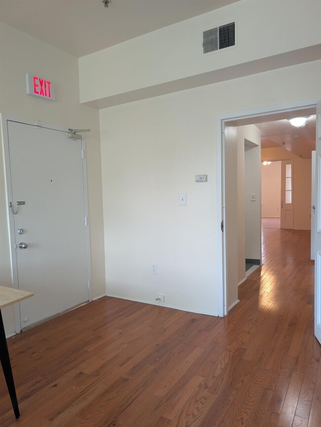 Photo - 219 Montgomery St Unit 3