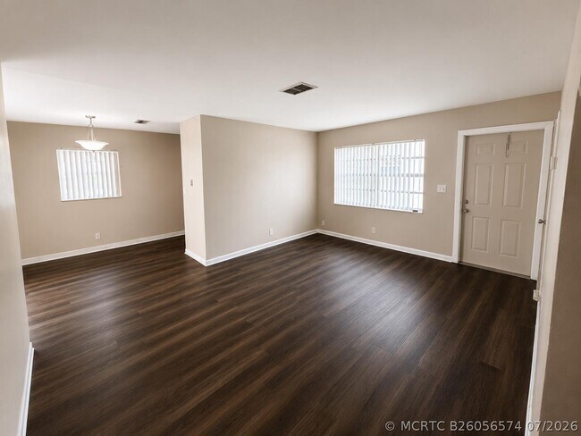 4125 Woodside Dr Unit 1