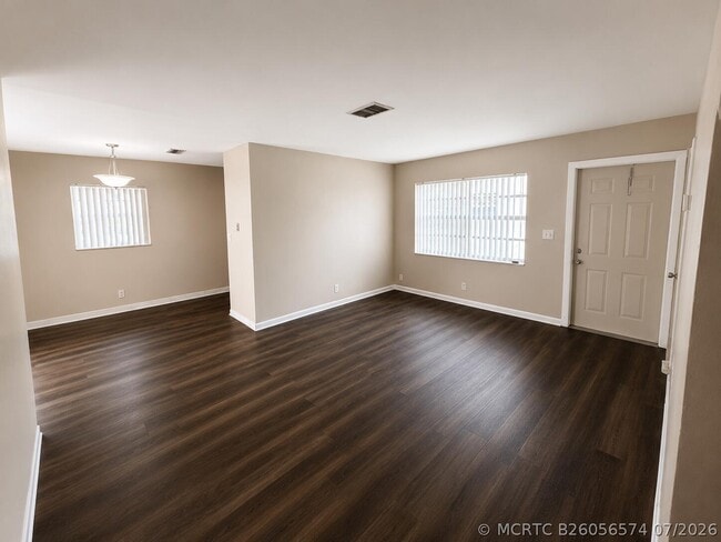 Photo - 4125 Woodside Dr Unit 1