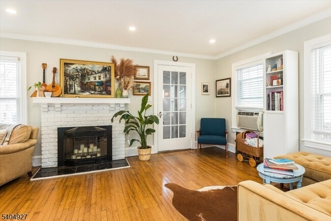 Photo - 398 Elmwood Ave