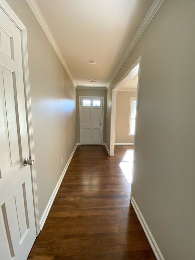 Photo - Large 3 bedroom 2 bath home in Whitehaven recently renovated