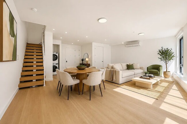 2201 Beverley Rd Unit 119