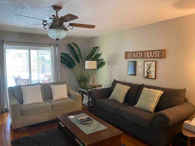 Photo - 2645 Davis Blvd