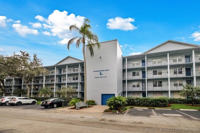 Building Photo - 12600 SW 5th Ct Unit 414L