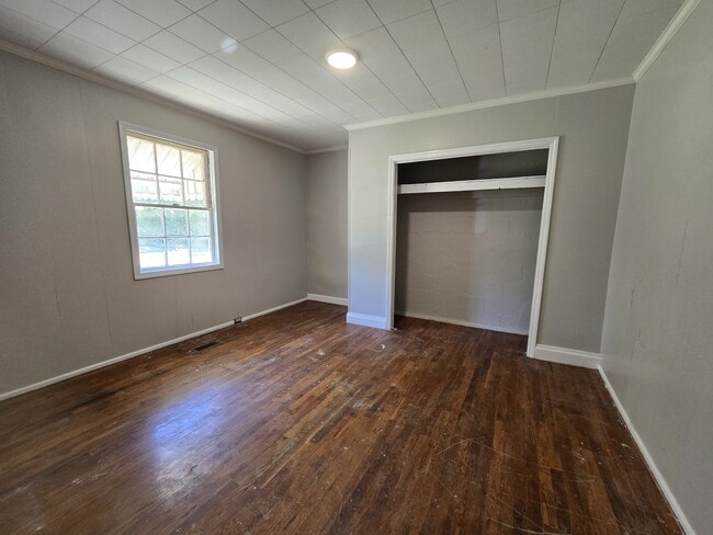 Photo - 137 Marshall Cir
