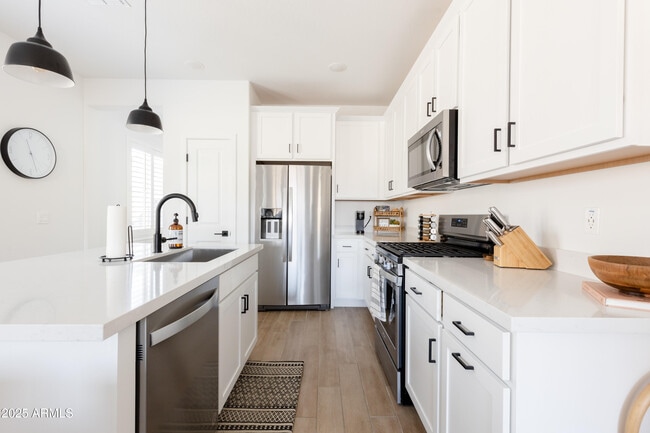 Photo - 20860 W Granada Rd