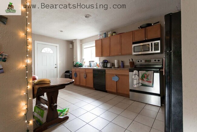 Photo - 101 Chestnut St