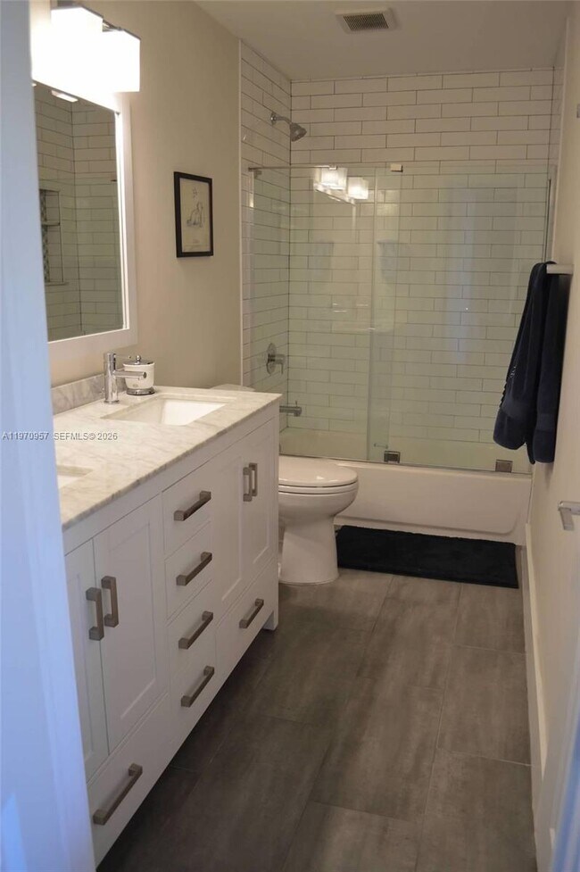 Photo - 4708 SW 67th Ave