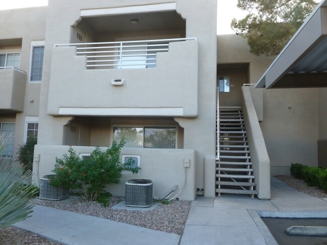 Photo - 1900 Rio Canyon Ct Unidad 106