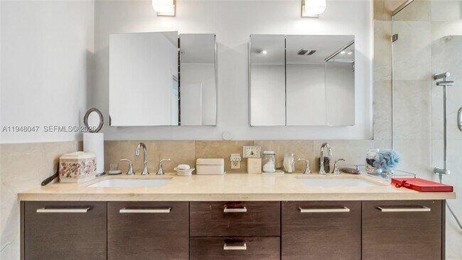 10090 E Bay Harbor Dr