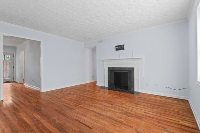 Photo - 335 Winding River Dr Unit F