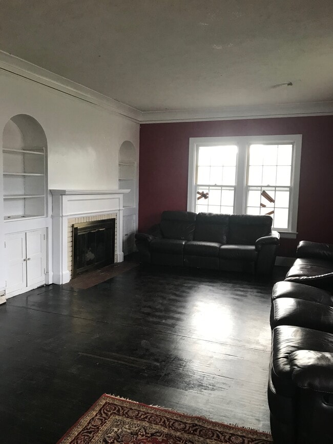 Photo - 605 W Hovey Ave