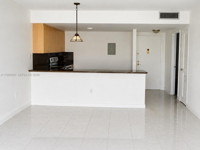 Photo - 16740 NE 9th Ave Unit 608