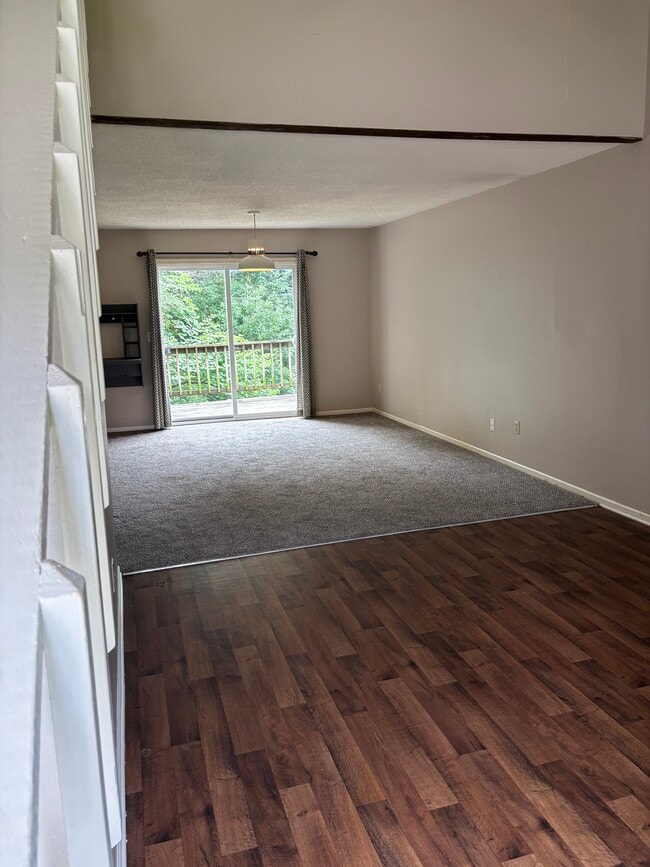 Photo - 7608 Long Ave