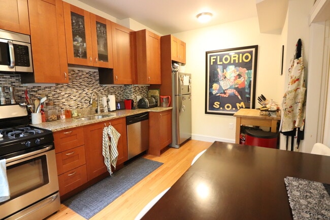 Photo - 30 Addington Rd Unit 3