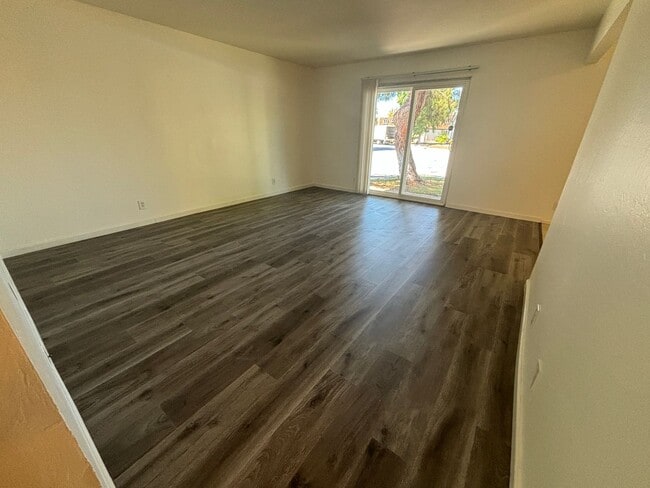 1708 Ross Cir Unit 2