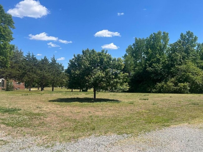 Photo - Rancher on 6.79 Acre Lot