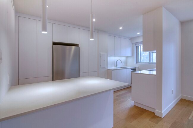 Photo - 3555 Chem. de la Côte-des-Neiges Unit 816