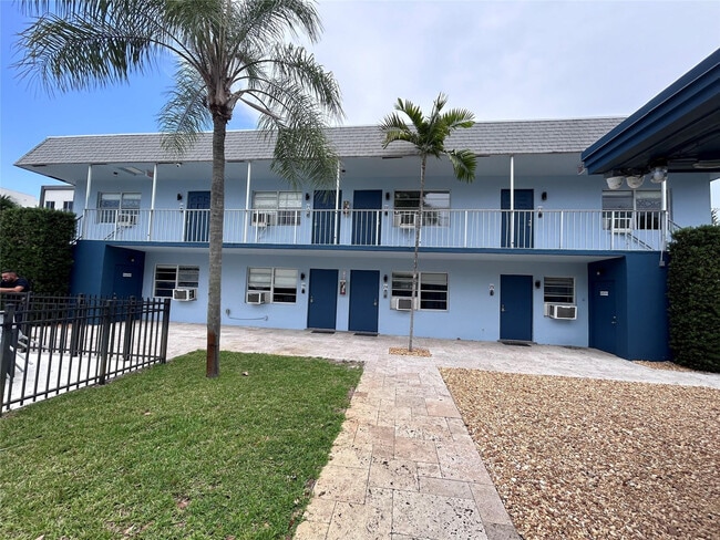 Photo - 1020 N Victoria Park Rd Unit 19