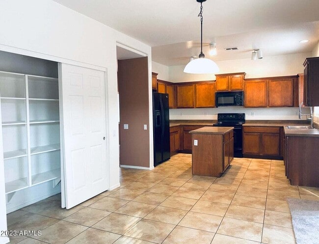 Photo - 5427 W Minton St