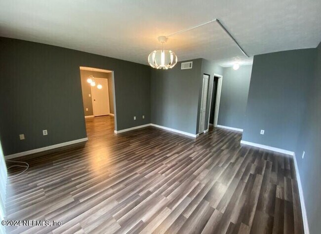 Photo - 5201 Atlantic Blvd