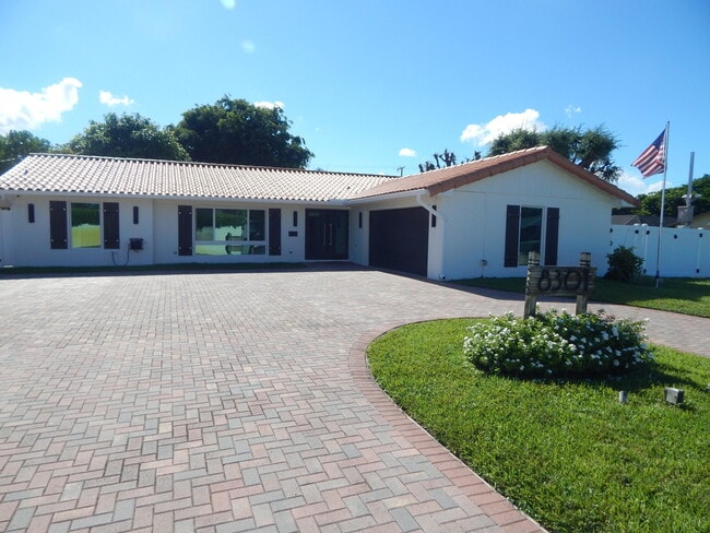 Building Photo - 8301 Wilton Dr Rental
