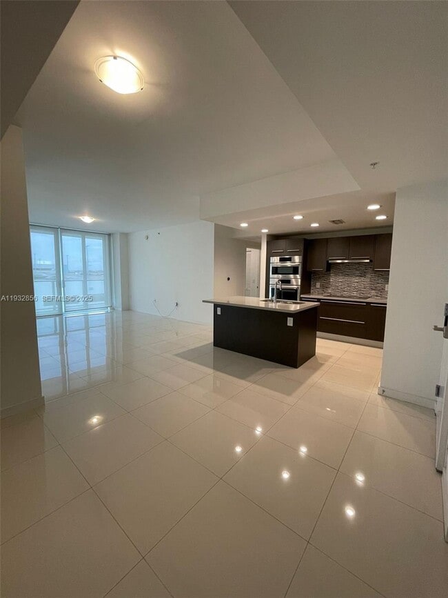 Photo - 7825 NW 107th Ave Unit 620