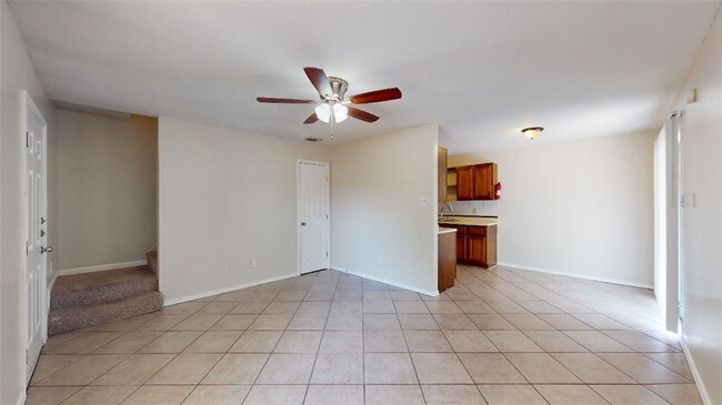Photo - 1004 Verde Dr Unit B