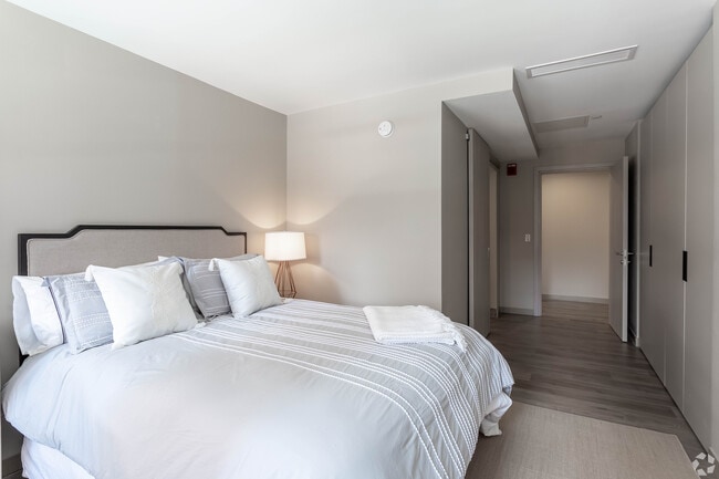 Pearl 111 Bedroom