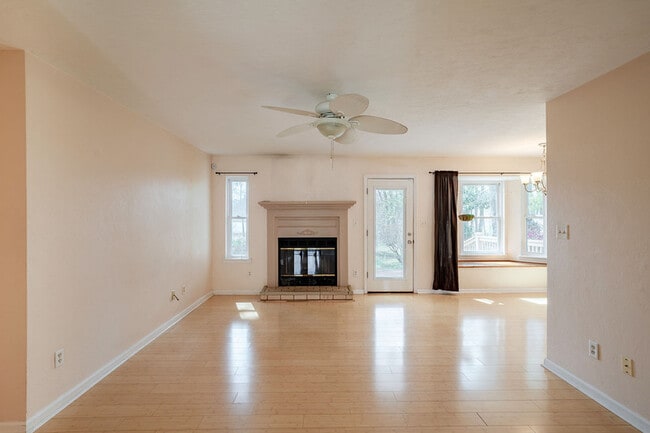 Photo - 7890 Talley Ann Dr