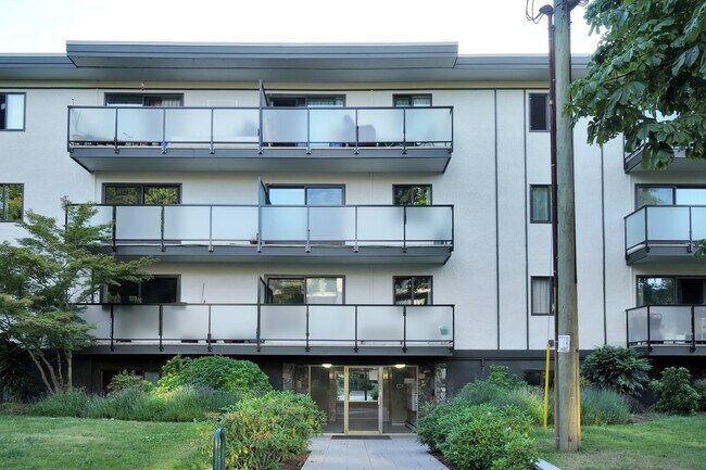 Photo - Stadacona Apartments