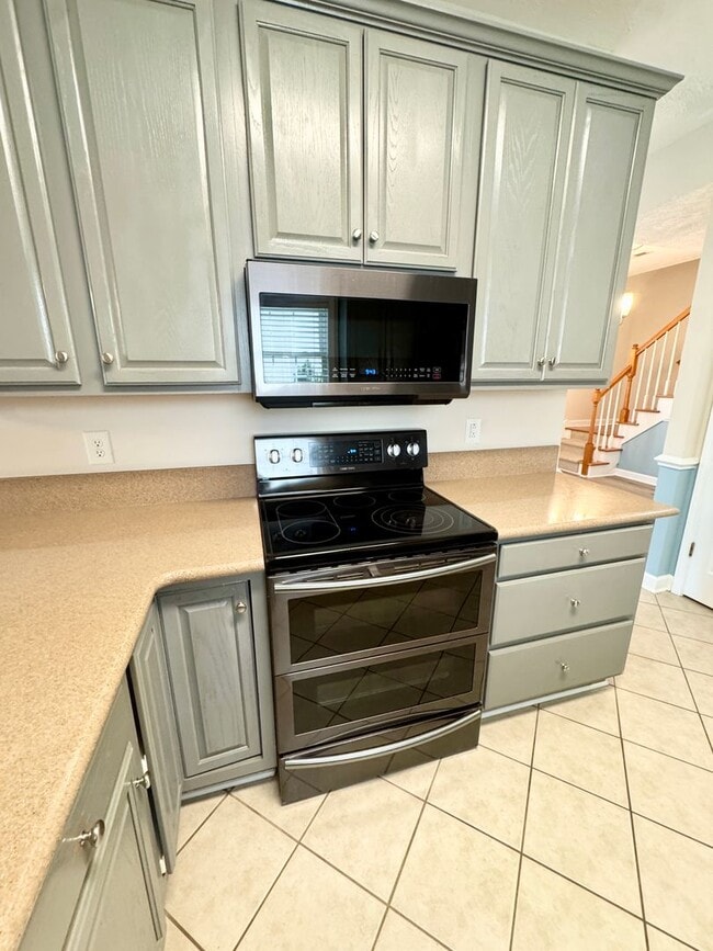Photo - SPACIOUS WATERFRONT 3 bed/3.5 bath with lo...