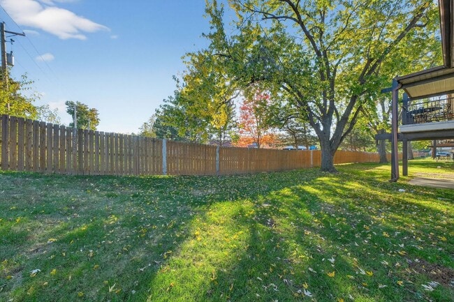 Photo - 8727 Sieloff Dr