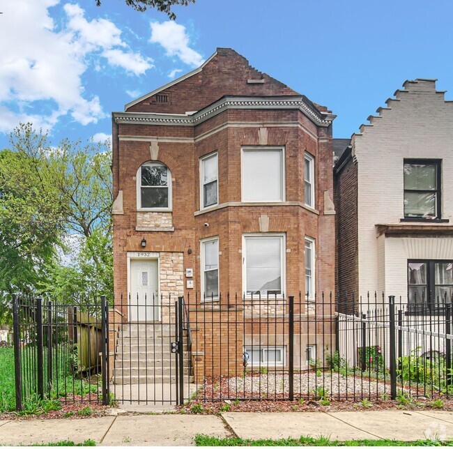 Building Photo - 1932 S Sawyer Ave Unit 1 Rental