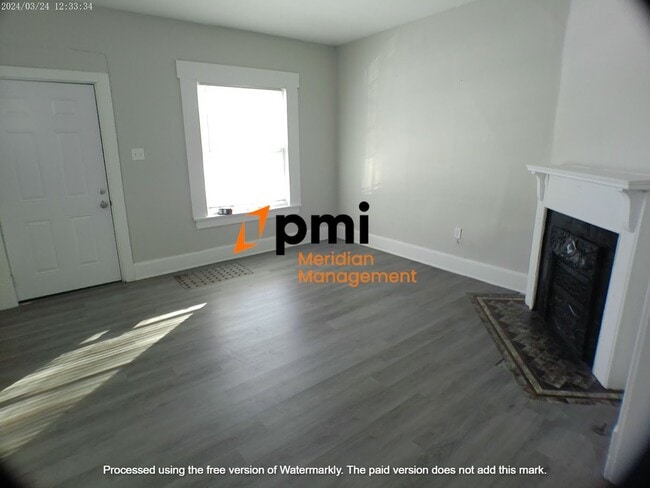 Photo - 3504 N Kenwood Ave