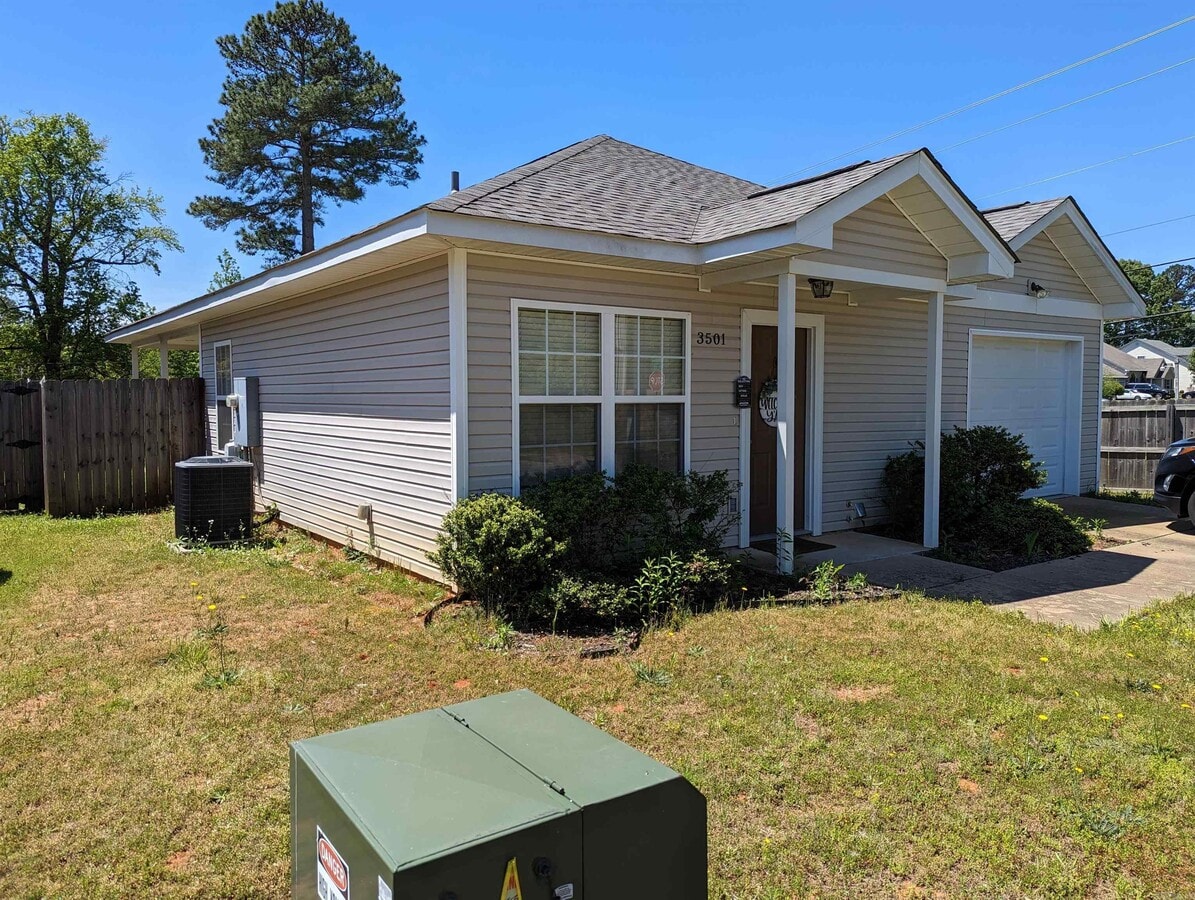 Photo - 3501 Terrace Hill Ct House