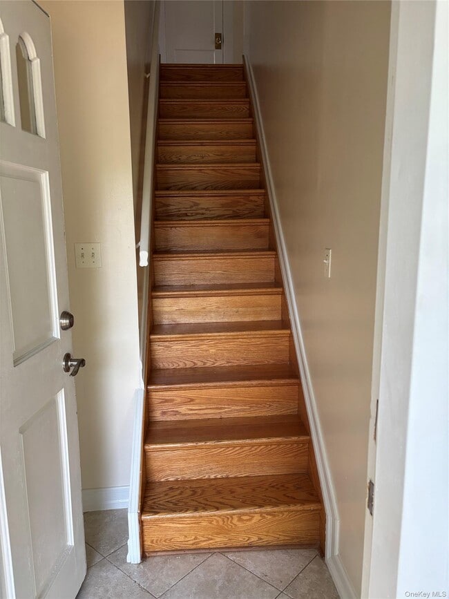 261 Schenck Ave Unit 2nd Floor