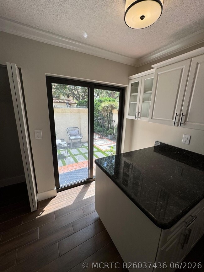 7741 La Mirada Dr
