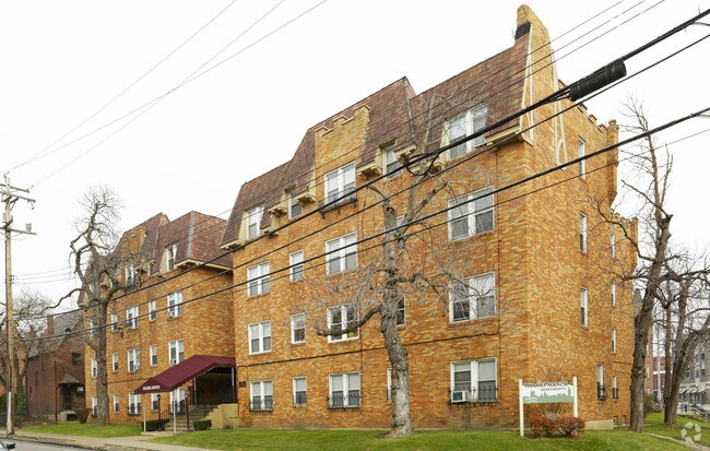 Building Photo - Thames Manor Rental