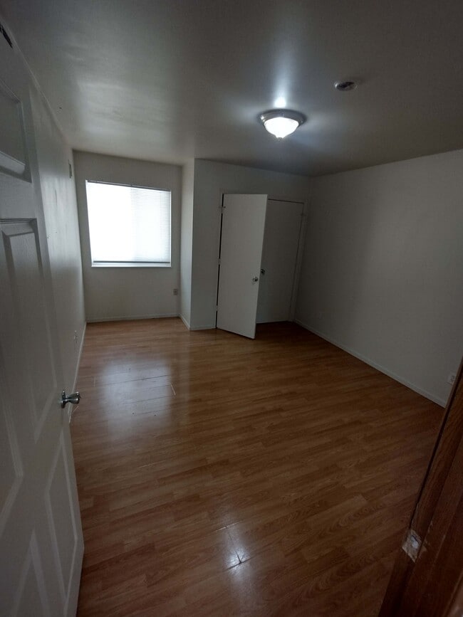 Photo - 611 Palisades Dr Unit 611