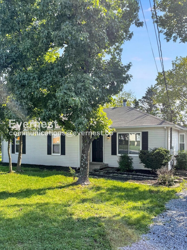 Building Photo - 593 Pleasant Hill Dr