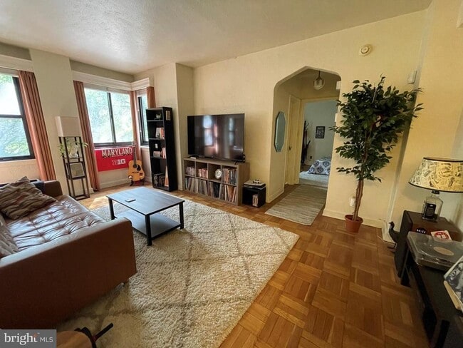 Photo - 1010 25th St NW Unit 204