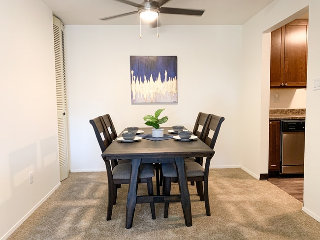 Ridge View Apartments Dining Area