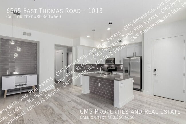 Building Photo - 6565 E Thomas Rd Unit 1013