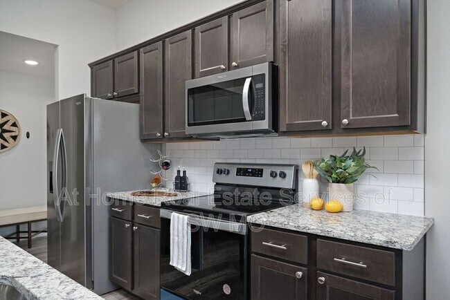 Photo - 3920 W Linwood St