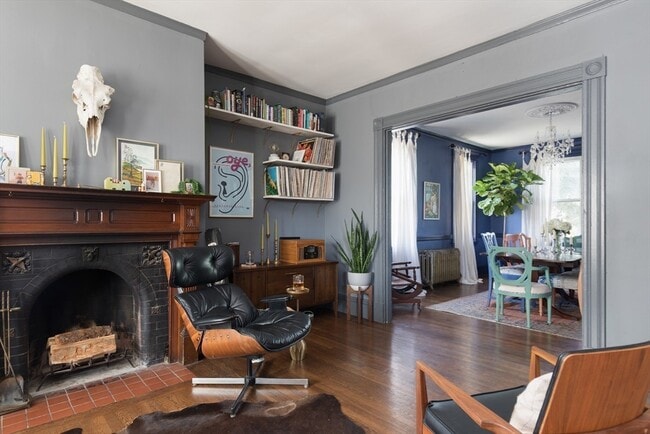 Photo - 198 Byron St