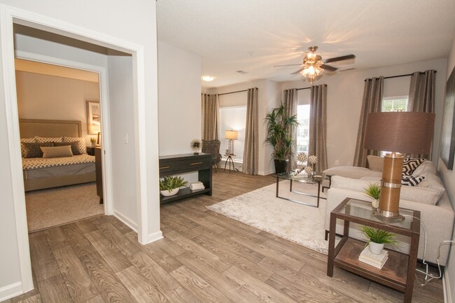 Photo - Stonecreek on the Green