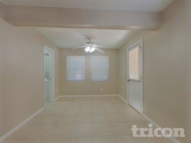 Photo - 15375 Hopedale Ln