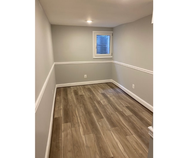 1233 N Luzerne Ave Unit E $600 Available E
