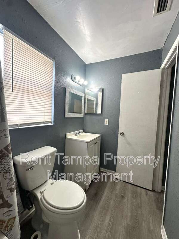 Photo - 8304 N Mulberry St